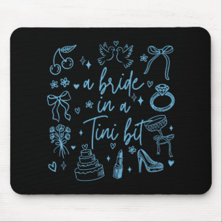 Tapis De Souris Une mariée dans un tout petit enterrement de vie d