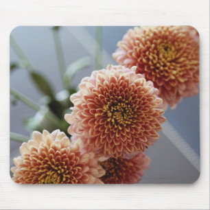 Tapis De Souris Vue courbe des fleurs dans un vase
