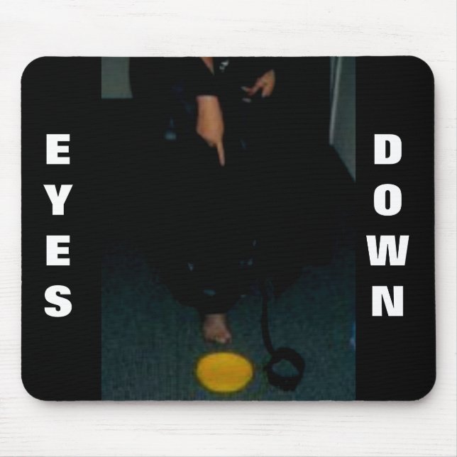 TAPIS DE SOURIS YEUX VERS LE BAS (Devant)