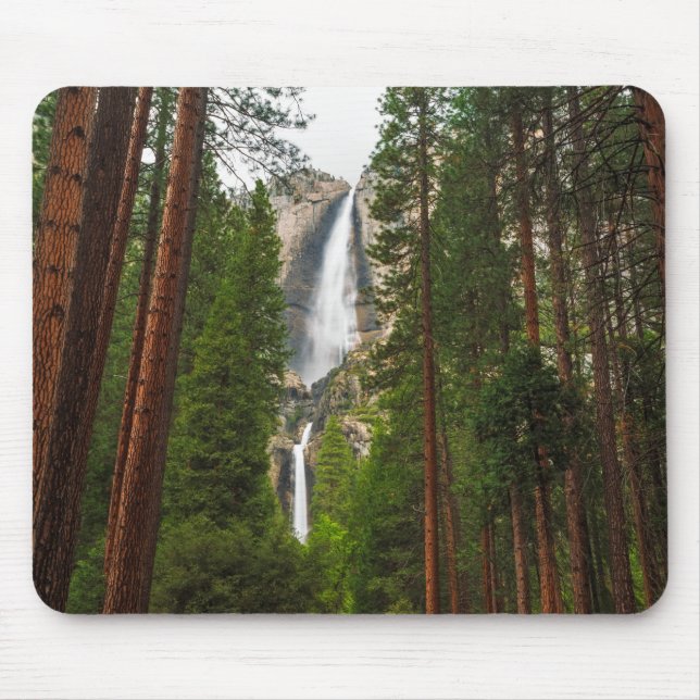 Tapis De Souris Yosemite Falls à travers la forêt (Devant)