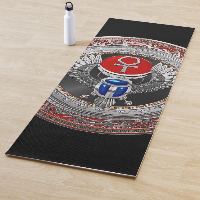 Tapis De Yoga [400] Scarab à ailes en argent sacré égyptien et A (En situation)