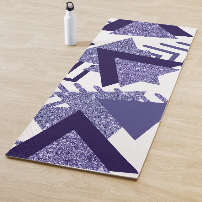 Tapis De Yoga abstrait Cool des années 80 | Motif de formes de p (En situation)