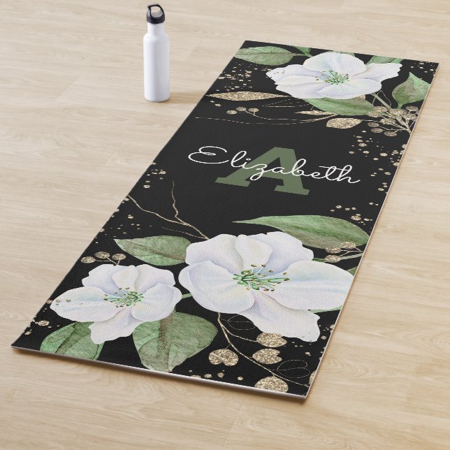 Tapis De Yoga Aquarelle Gold Floral Black Chic Monogramme Script (En situation)
