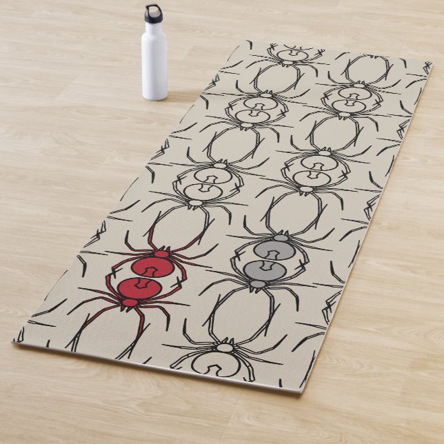 Tapis De Yoga Araignées - Blanche d'os et Noir de chaume (En situation)