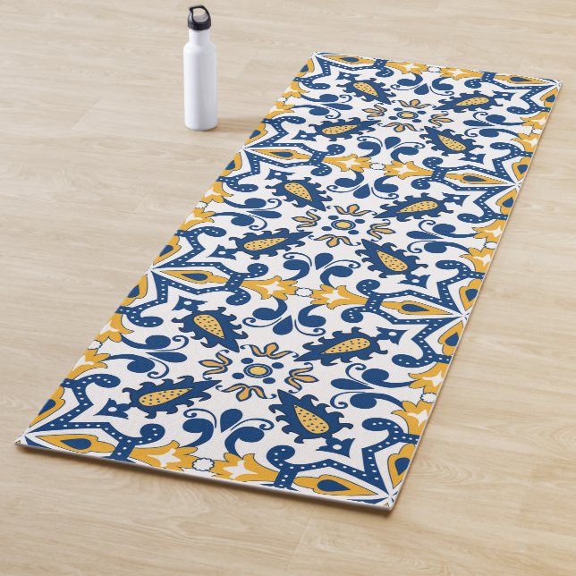 Tapis De Yoga 💙 💛 Beau Azulejos bleu et jaune,   Yoga Ma (En situation)