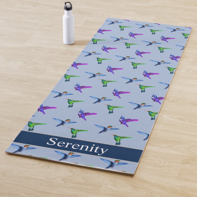 Tapis De Yoga Beaux colibris sur Sky Blue (En situation)