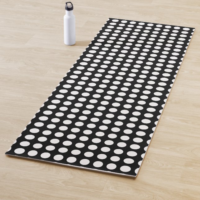 Tapis De Yoga Blanc sur noir grand format Pois horizontaux (En situation)