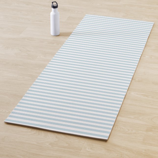 Tapis De Yoga Bleu Bande côtière Nautique Preppy (En situation)