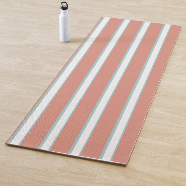 Tapis De Yoga Bleu, rose et blanc rayures motif (En situation)