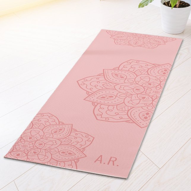 Tapis De Yoga Blush Pink Decorative Modern Mandala With Initials (Créateur téléchargé)