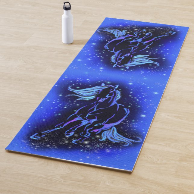 Tapis De Yoga Cheval Bleu Yoga Mat Courant À La Nuit étoilée (En situation)