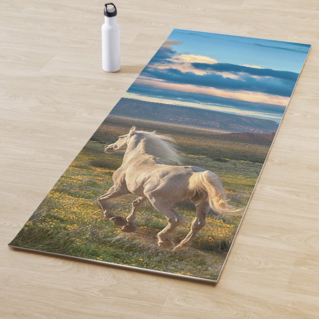 Tapis De Yoga CHEVAUX SAUVAGES "Vivants à courir" (En situation)