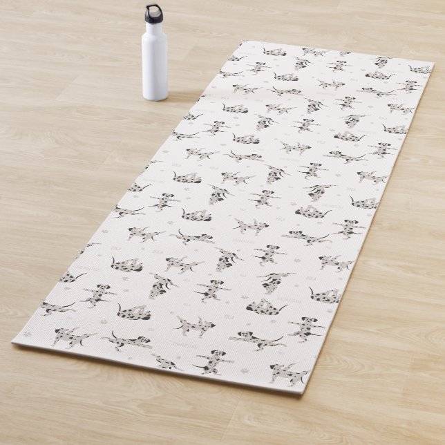 Tapis De Yoga Chien dalmate yoga (En situation)