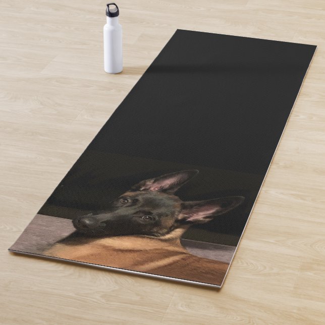 Tapis De Yoga Chien malinois (En situation)