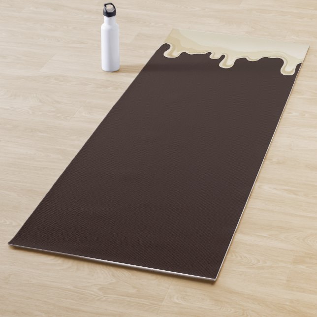 Tapis De Yoga Chocolat blanc sur Chocolat foncé Brown (En situation)