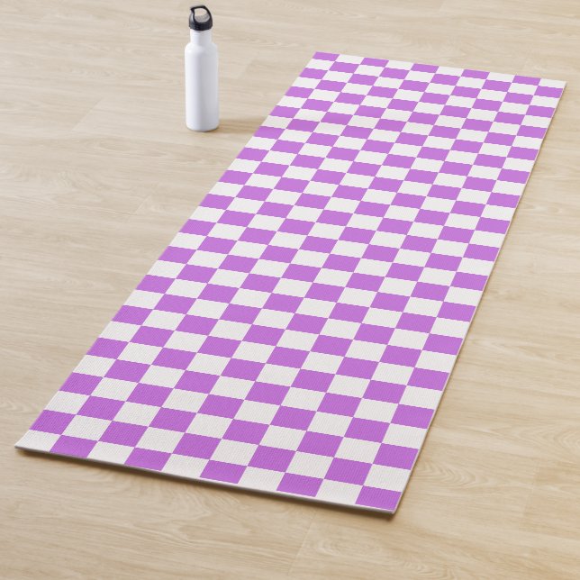 Tapis De Yoga Classic visual magenta checkerboard  (En situation)