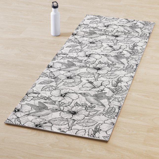 Tapis De Yoga Colibris et fleurs d'hibiscus b&w (En situation)
