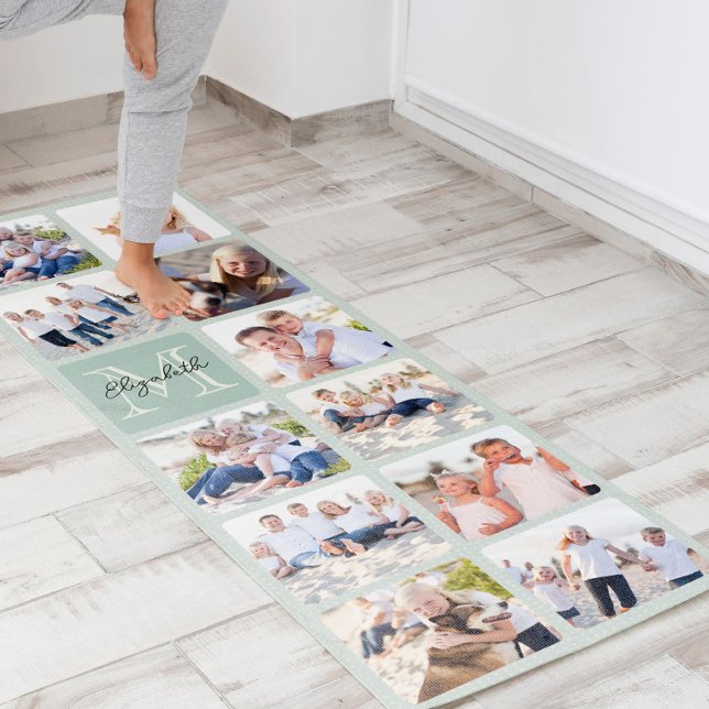 Tapis De Yoga Collage photo de famille personnalisée - Monogramm (Create a one-of-a-kind piece by uploading your favorite photos.)