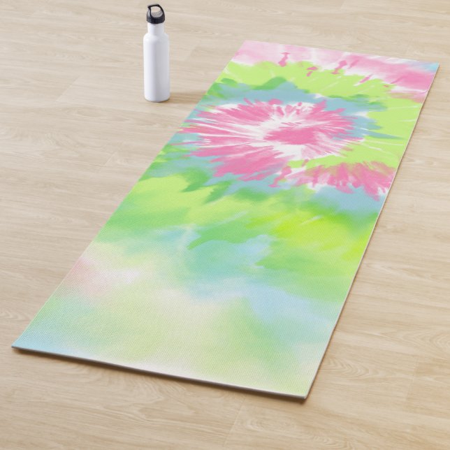 Tapis De Yoga Coloré cool Rainbow Tie Dye (En situation)