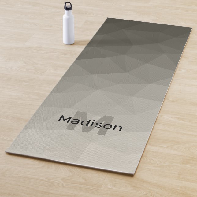 Tapis De Yoga Dégradé géométrique de l'armée de lumière brun gri (En situation)