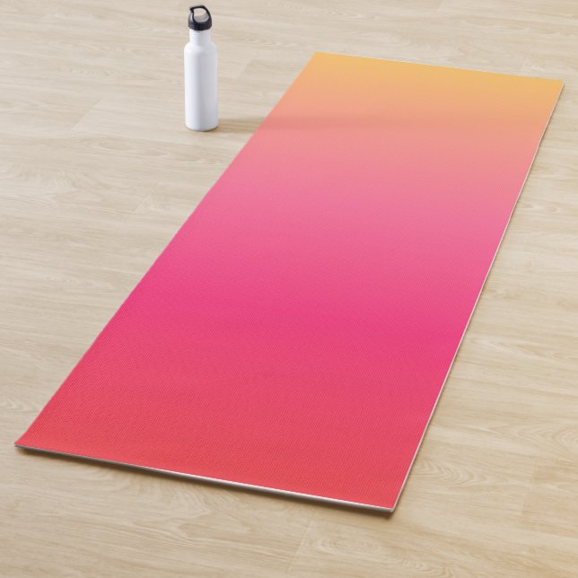 Tapis De Yoga Design dégradé rose et jaune (En situation)