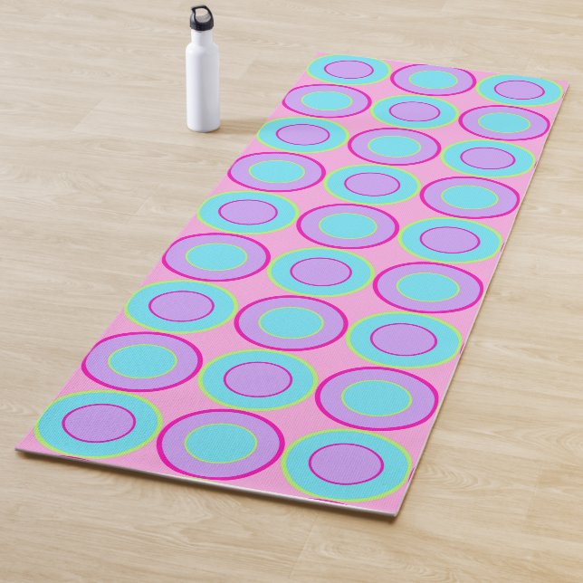 Tapis De Yoga Donuts Lilac Et Turquoise Avec Remplissage Sur Ros (En situation)