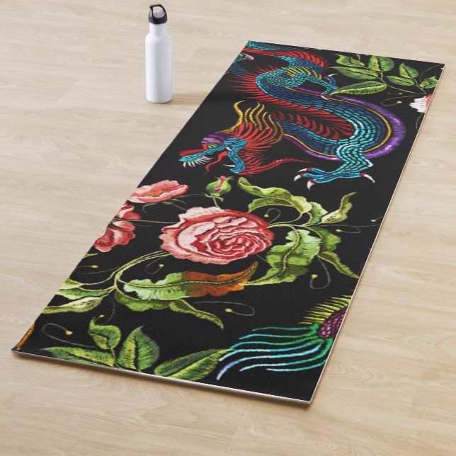 Tapis De Yoga Dragon asiatique floral dynamique (En situation)