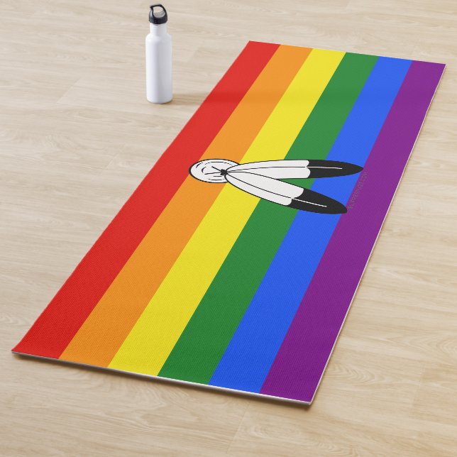 Tapis De Yoga Drapeau de fierté bispirituel de SlipperyJoe's sym (En situation)