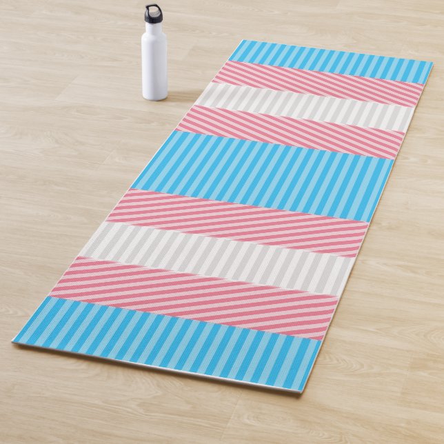 Tapis De Yoga Drapeau de la fierté transgenre Abstraite de la ba (En situation)