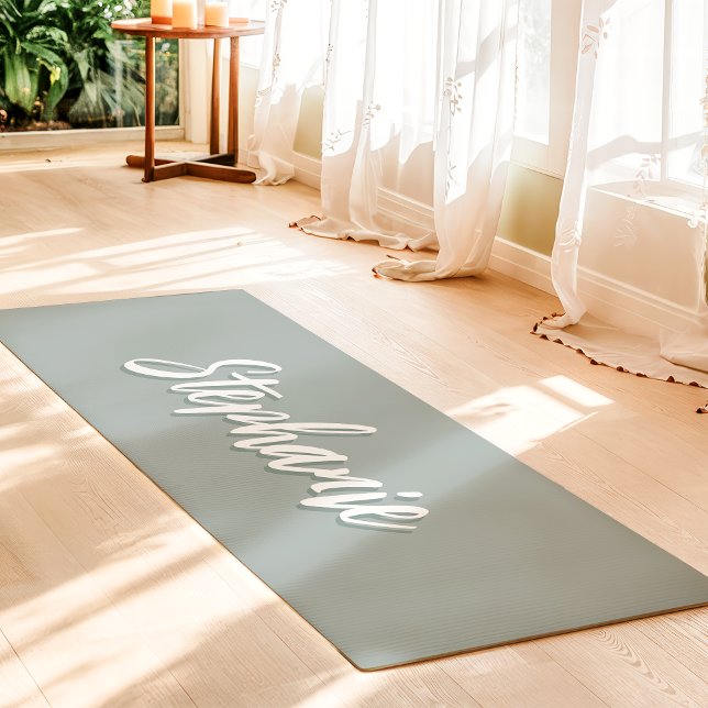 Tapis De Yoga Dusty Sage Green Nom personnalisé simple (Créateur téléchargé)