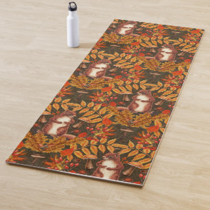 Tapis De Yoga Écureuil d'automne sur brun foncé