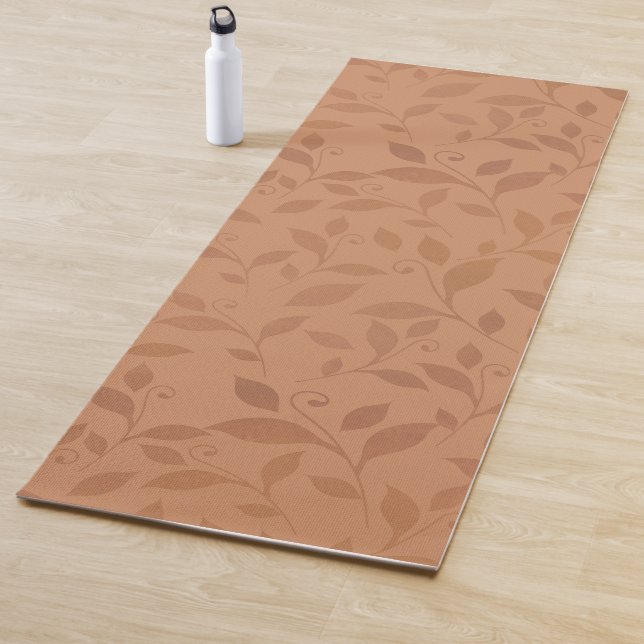 Tapis De Yoga Élégant Brown Abstrait Feuilles d'automne Motif (En situation)
