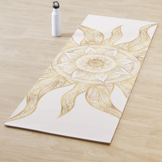 Tapis De Yoga Elégant Gold Sun Mandala Design (En situation)
