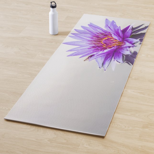 Tapis De Yoga Élégant Lotus pourpre (En situation)