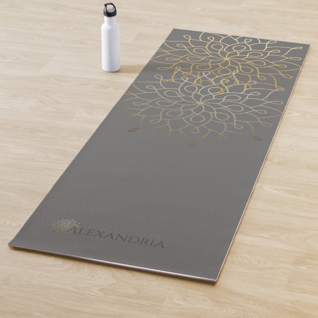 Tapis De Yoga Elégant Mandala Gold Grey Personnalisé (1 côté) (En situation)