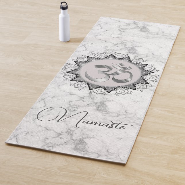 Tapis De Yoga Élégant Mandala Om Namaste sur marbre (En situation)
