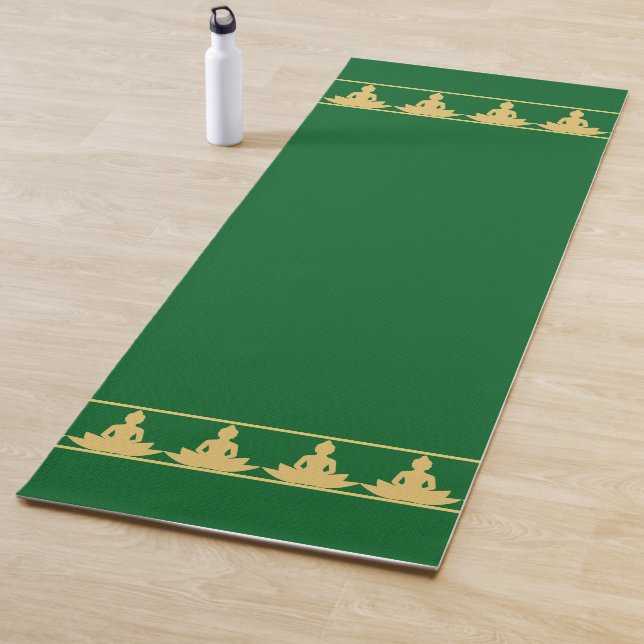 Tapis De Yoga Elegant, Modern Golden Buddha on Forest Green (En situation)