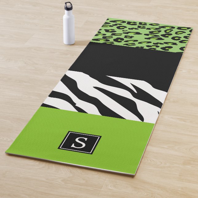 Tapis De Yoga Empreinte de léopard, Zebra Print, Vert, Monogramm (En situation)
