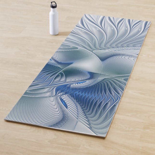 Tapis De Yoga Fantaisie dynamique Abstrait Tons bleus Art fracta (En situation)