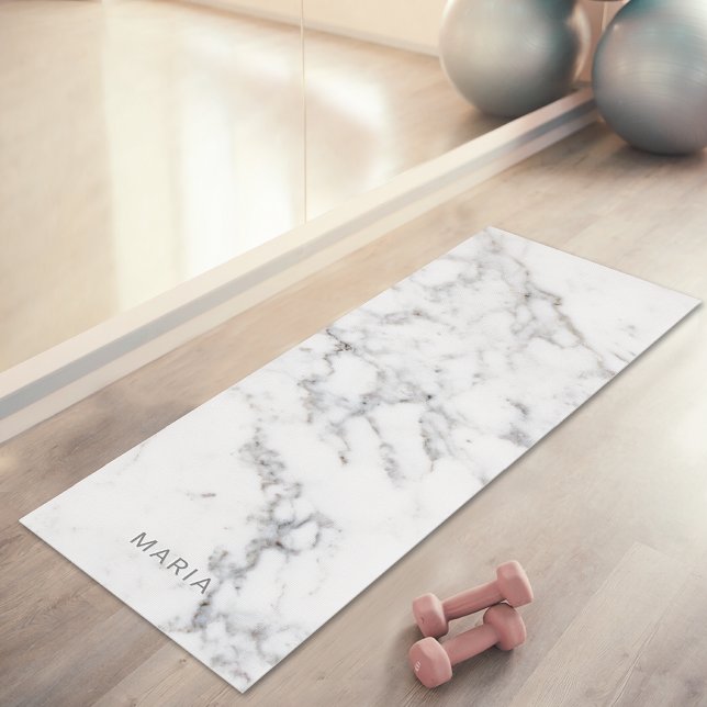 Tapis De Yoga Faux Marbre blanc Texture Apparence et nom personn (Disclaimer: This image is a digital mockup.)