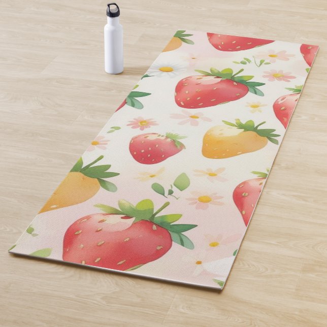 Tapis De Yoga Fête d'anniversaire aux fraises mignonnes (En situation)