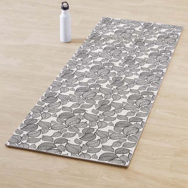 Tapis De Yoga Feuilles noirs en blanc (En situation)