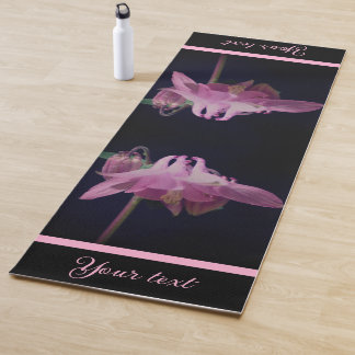 Tapis De Yoga Fleur de Columbine rose intense personnalisée