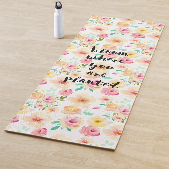 Tapis De Yoga Fleur Où Vous Avez Planté Aquarelle Florale (En situation)