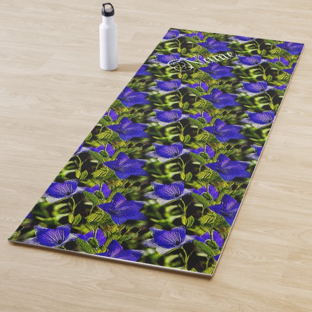 Tapis De Yoga Fleurs bleues Motif de la nature Personnalisé (En situation)