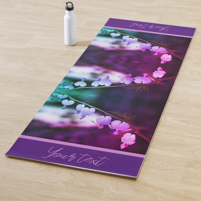 Tapis De Yoga Fleurs cardiaques saignantes blanches personnalisé (En situation)