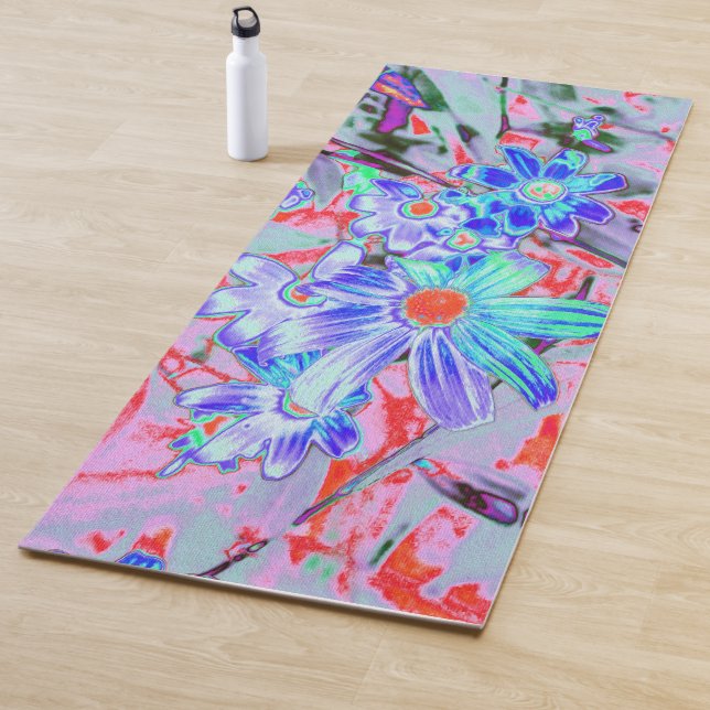 Tapis De Yoga Fleurs rétro psychédéliques aqua et orange (En situation)