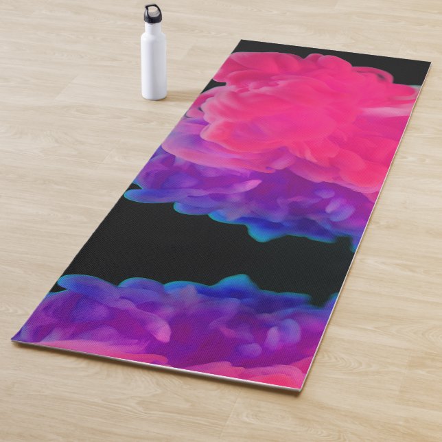 Tapis De Yoga Fumée numérique rose et violet (En situation)