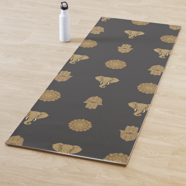 Tapis De Yoga Golden Mandala Elephant Hamsa Hand -Boho Art Print (En situation)