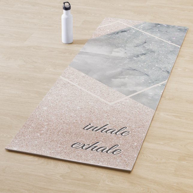 Tapis De Yoga Inhale Exhale Elégant Space Marble Gold Sprinkine (En situation)